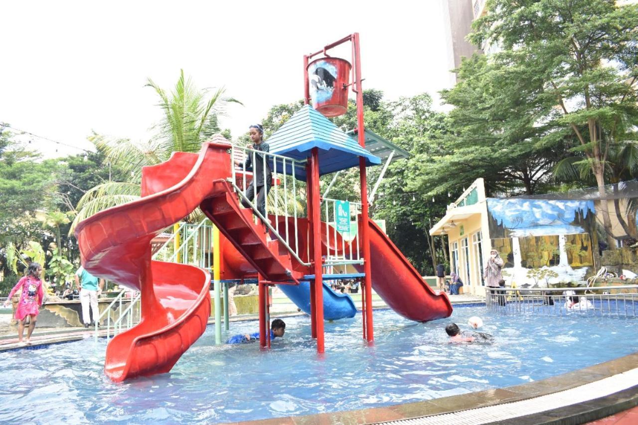 Hotel Lorin Sentul 4*