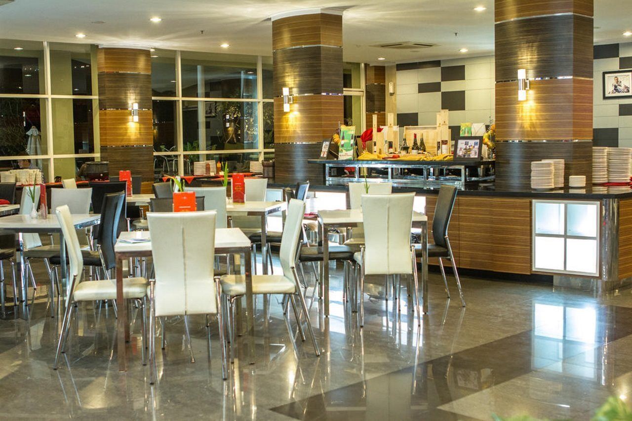 Lorin Sentul 4*